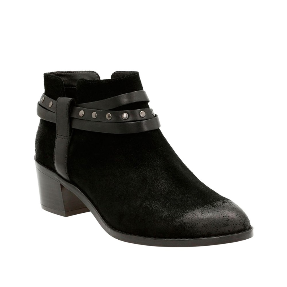 Clarks Breccan Shine Suede Heeled Ankle Boots With Studded Strap Women’s Size 7